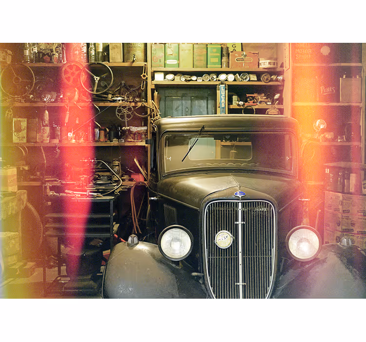 Mural de vehículos exposición de automóviles clásicos - TenVinilo