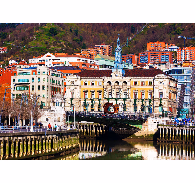 Fotomural de ciudad Río bilbao con casas de colores - TenVinilo
