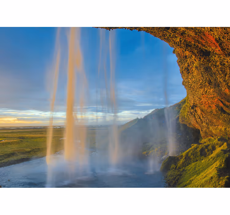 Mural de montañas vista del majestuoso salto de agua - TenVinilo