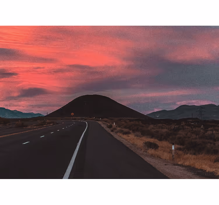 Mural de paisajes camino del atardecer en el desierto - TenVinilo