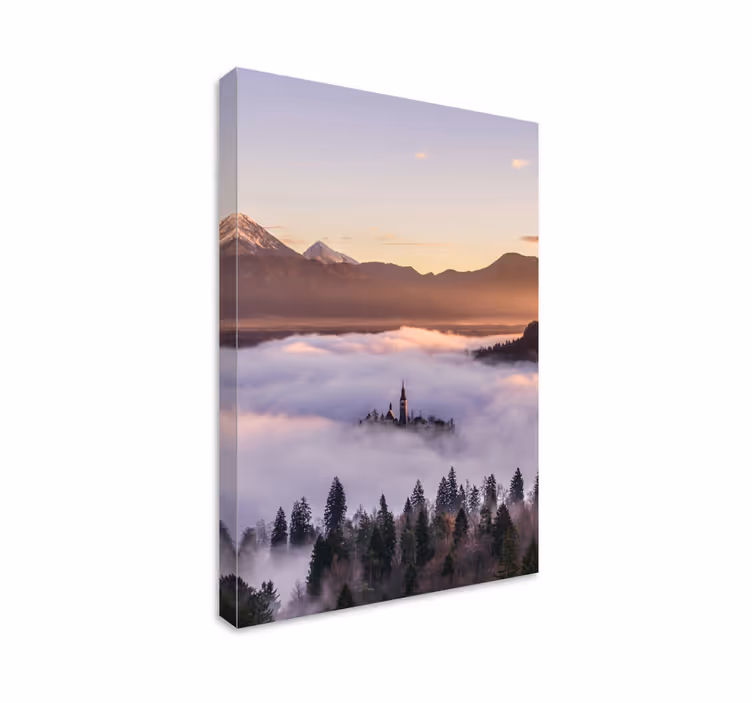 Cuadro paisajes Castillo de niebla en polonia - TenVinilo