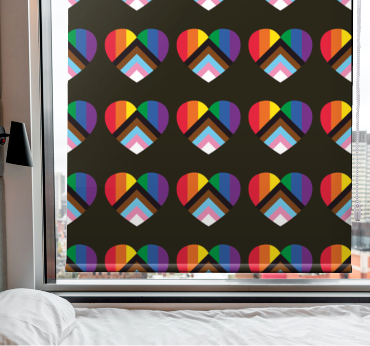 Estor salón Bandera del orgullo actualizada en forma de corazón - TenVinilo