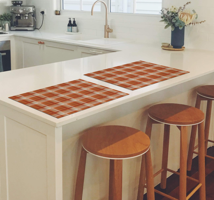 Individual mesa elegante patrón de cuadros naranjas - TenVinilo