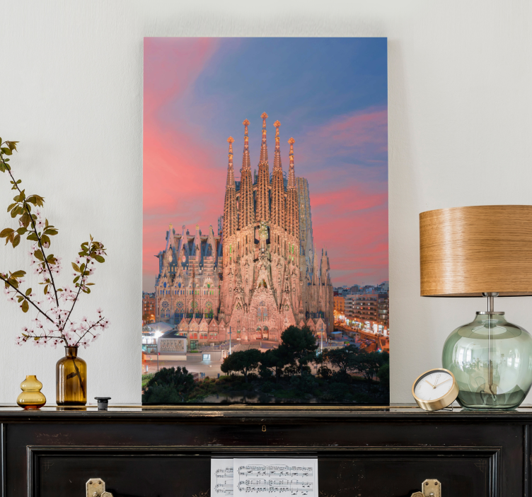 Cuadro 3d Vistas a la sagrada familia por la noche - TenVinilo