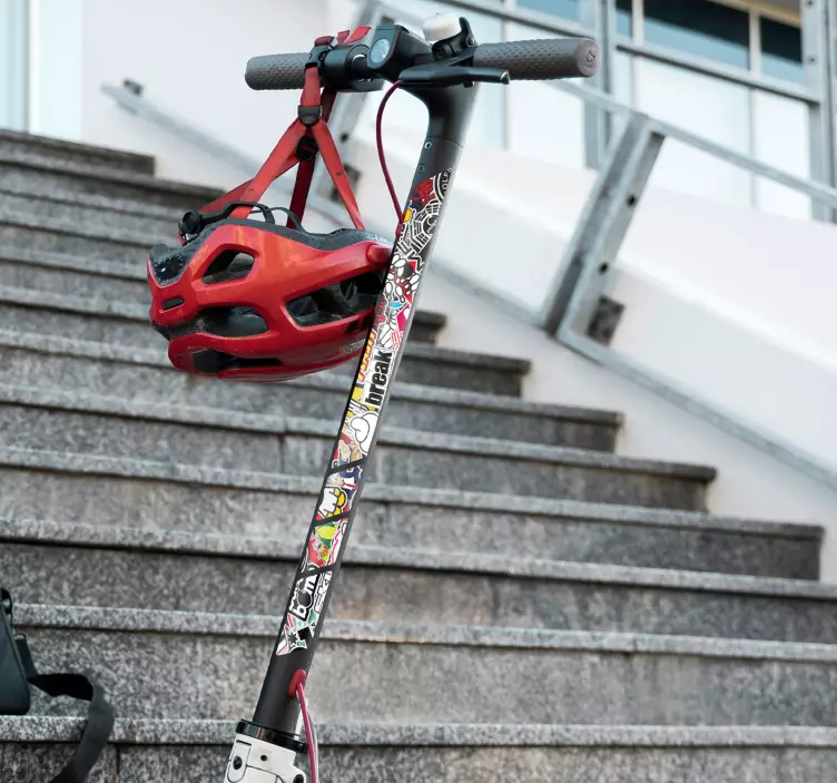 Adhesivo monopatín patinete con etiquetas explosivas - TenVinilo