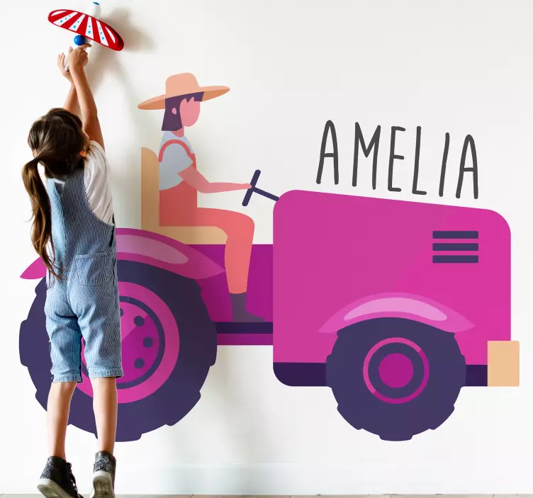 Pegatina juguete Tractor morado con nombre de chicas - TenVinilo