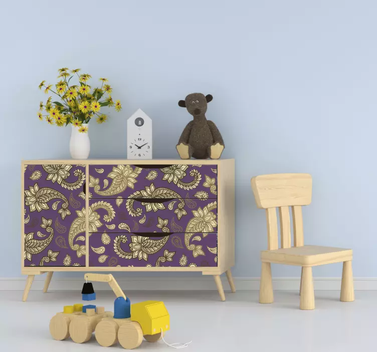 Vinilo para mueble Paisley morado y dorado - TenVinilo