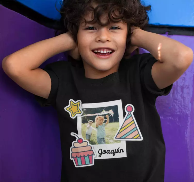 Camiseta cumpleaños infantil con foto y nombre - TenVinilo