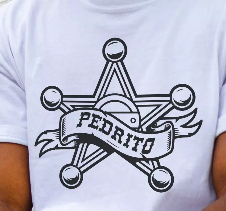 Camiseta estrella insigrnia de sheriff con nombre - TenVinilo