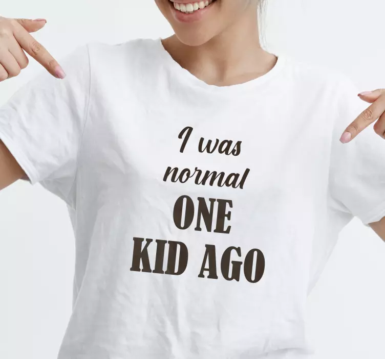 Camiseta yo era un niño normal - TenVinilo