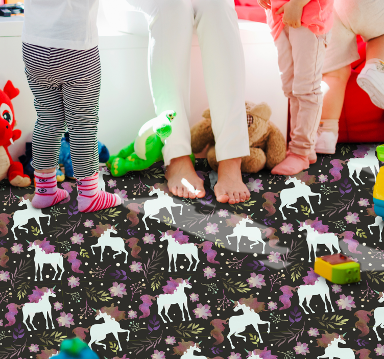 Alfombra vinílica infantil motivo juguetón de unicornio - TenVinilo